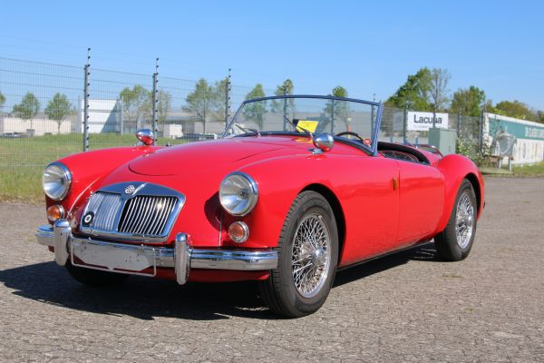 MG MGA